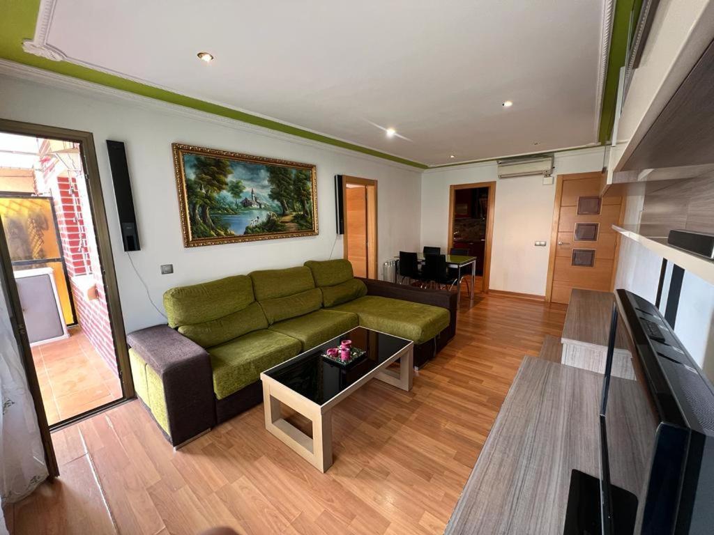 דירות וילאסקה דה סולסינה Apartamento D'Antoni Gaudi מראה חיצוני תמונה