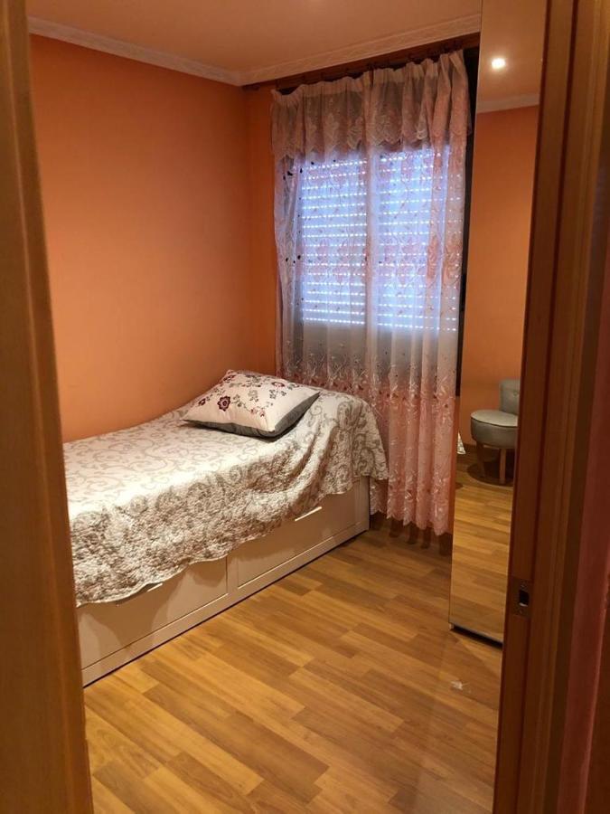 דירות וילאסקה דה סולסינה Apartamento D'Antoni Gaudi מראה חיצוני תמונה